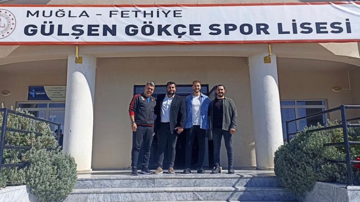Fethiyespor Profesyonel futbolcusu Rıdvan TÜRKER okulumuzu ziyaret etti.
